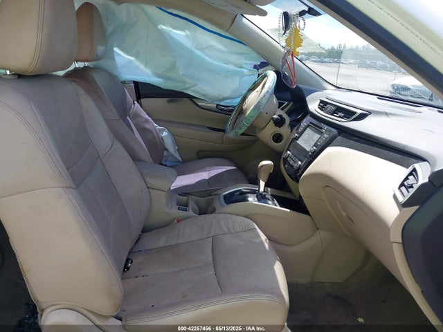 5N1AT2MT2FC772787 Nissan Rogue Sl