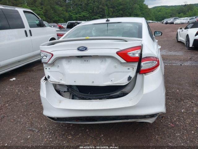 3FA6P0H70GR221816 Ford FUSION SE