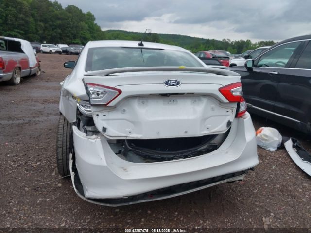 3FA6P0H70GR221816 Ford FUSION SE