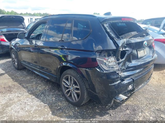 2017 BMW X3 5UXWX9C37H0T25139 Photo 2