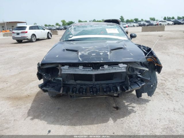 2C3CDZAG4JH171627 Dodge Challenger Sxt Plus