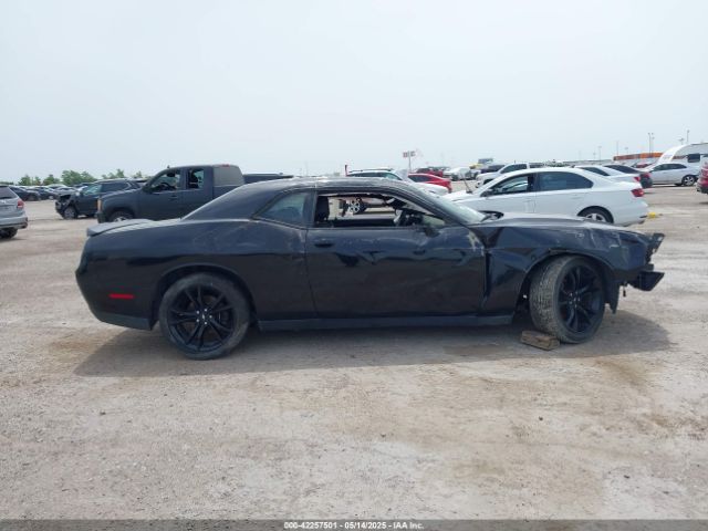 2C3CDZAG4JH171627 Dodge Challenger Sxt Plus