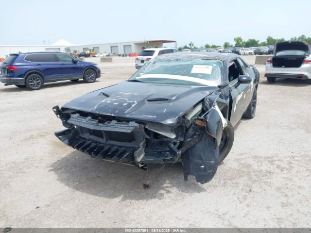 2C3CDZAG4JH171627 Dodge Challenger Sxt Plus