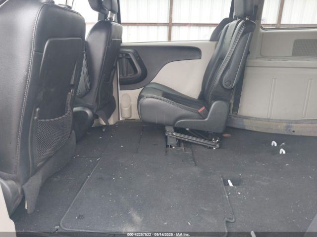 2C4RDGCG4JR282678 Dodge Grand Caravan Sxt