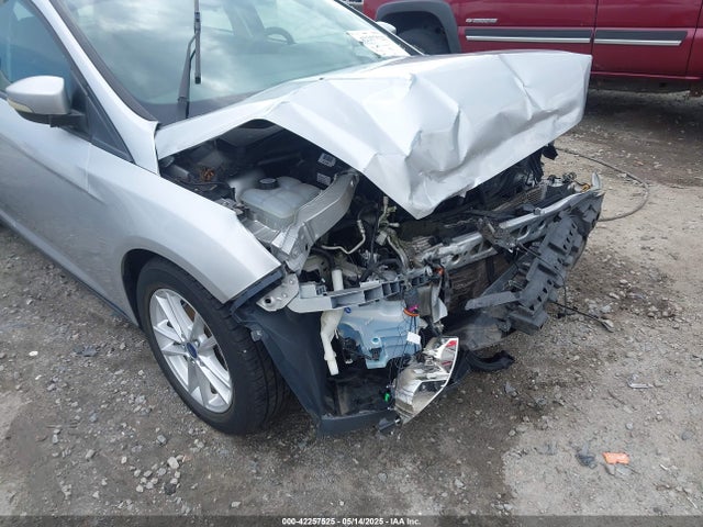 Ford FOCUS SE 2015 1FADP3F25FL371739 Image 16