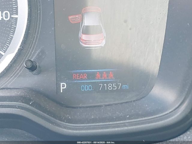 5YFEPMAE5NP332337 Toyota COROLLA LE