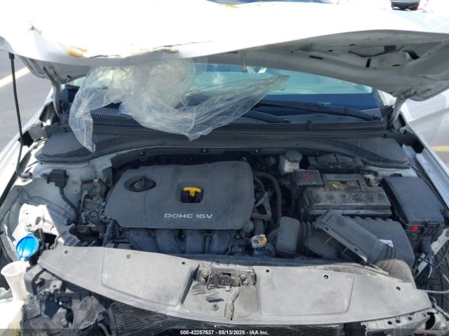 2018 HYUNDAI ELANTRA KMHD74LF2JU614736 Photo 9