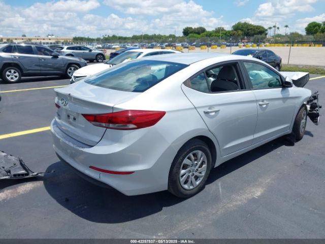 2018 HYUNDAI ELANTRA KMHD74LF2JU614736 Photo 3