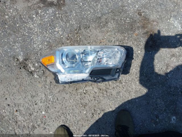 5TFRX5GN8GX062166 Toyota Tacoma Sr