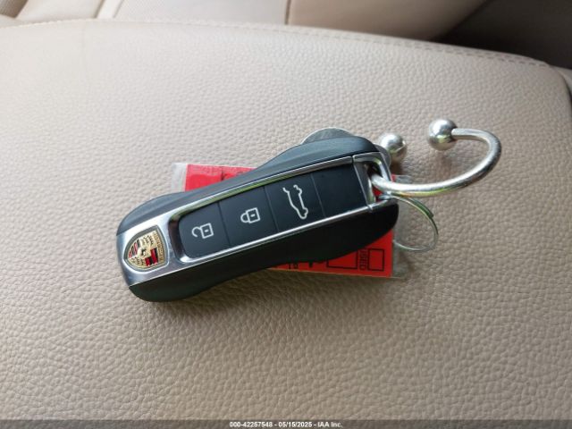 2022 PORSCHE CAYENNE WP1AA2AY3NDA00204 Photo 10