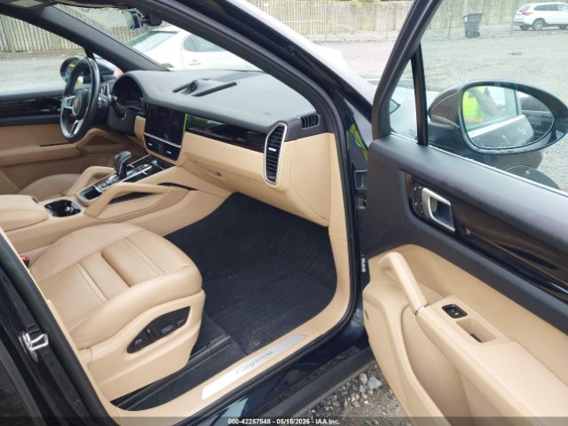 2022 PORSCHE CAYENNE WP1AA2AY3NDA00204 Photo 4