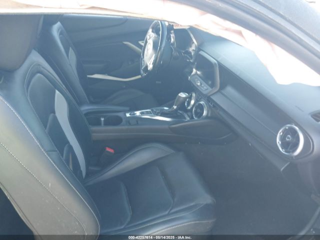 2017 CHEVROLET CAMARO 1G1FD1RS8H0192877 Photo 4