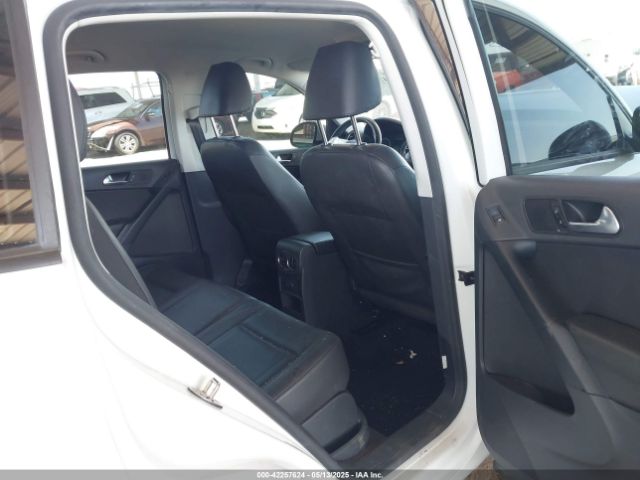 WVGAV7AXXHK026143 Volkswagen 2.0 tsi