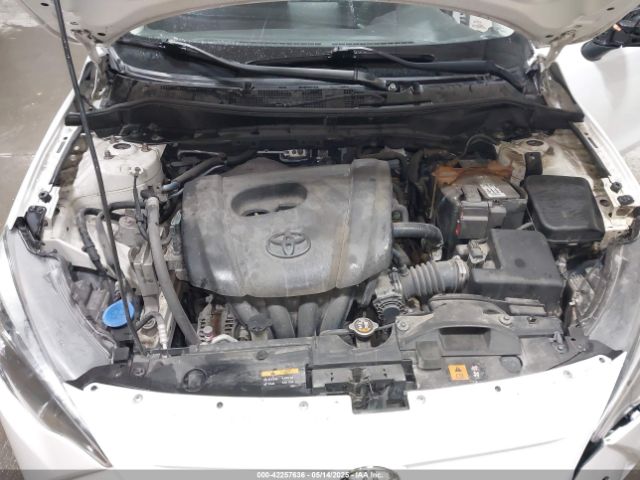 3MYDLBYV0JY329441 Toyota YARIS IA