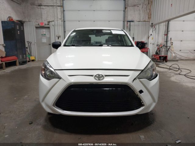 3MYDLBYV0JY329441 Toyota YARIS IA