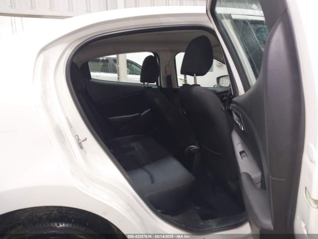 3MYDLBYV0JY329441 Toyota YARIS IA