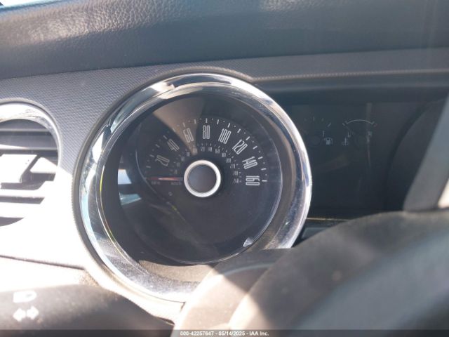1ZVBP8AM9E5236092 Ford Mustang V6