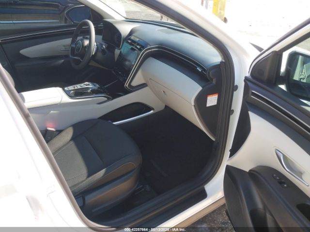 KM8JBCA1XNU015625 Hyundai Tucson Hybrid Blue