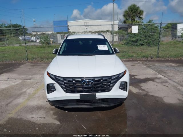 KM8JBCA1XNU015625 Hyundai Tucson Hybrid Blue