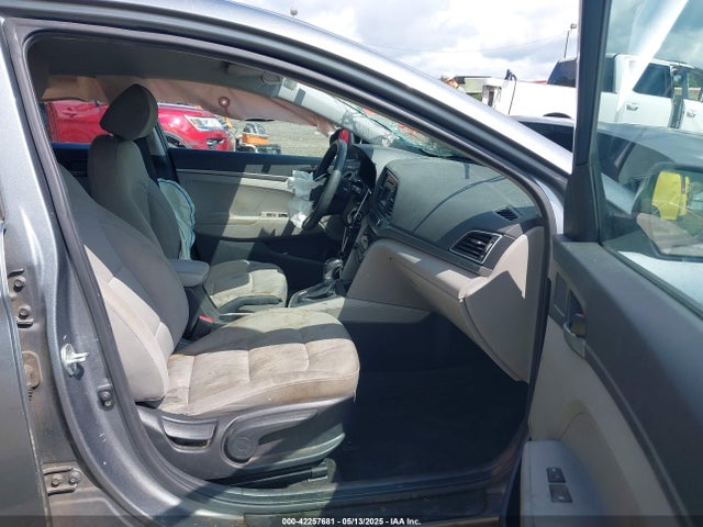 KMHD74LF5JU471233 Hyundai ELANTRA SE