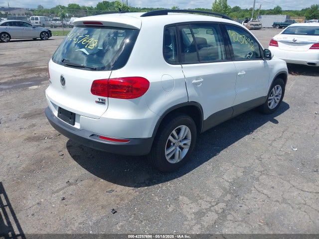 WVGBV7AX0GW574602 Volkswagen TIGUAN S