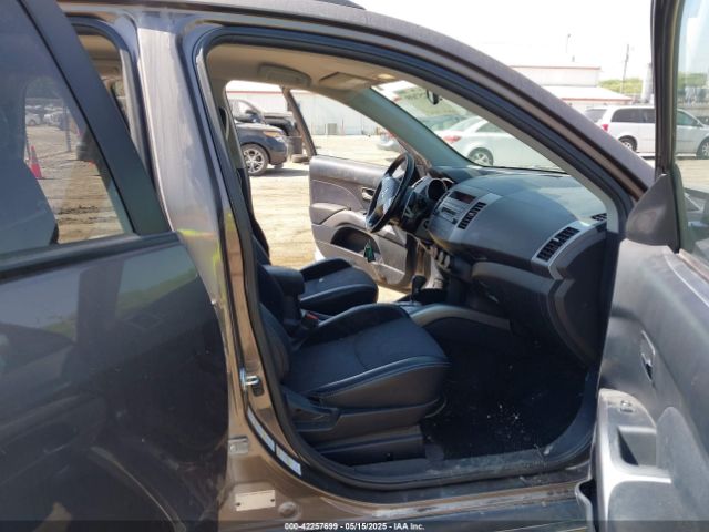 2011 MITSUBISHI OUTLANDER JA4AS3AW0BU032083 Photo 4