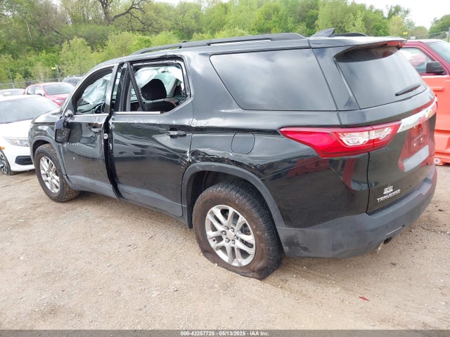 1GNERGKW0MJ205864 Chevrolet Traverse Fwd Lt Cloth