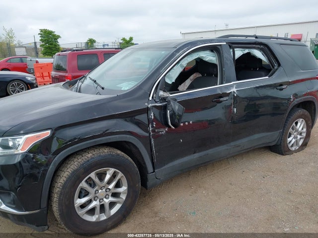 1GNERGKW0MJ205864 Chevrolet Traverse Fwd Lt Cloth