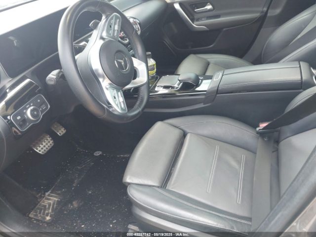2019 MERCEDES-BENZ A 220 WDD3G4EB1KW002355 Photo 4