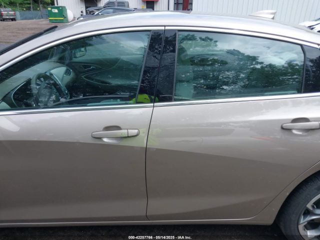 1G1ZD5ST7PF243174 Chevrolet Malibu Fwd 1lt