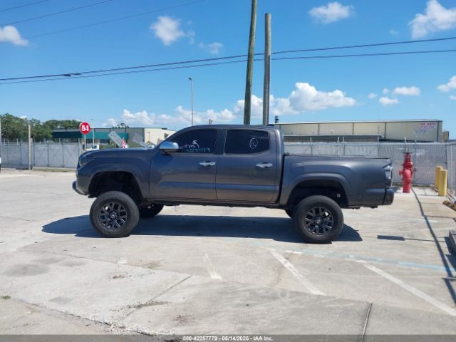 5TFAX5GN2LX168118 Toyota Tacoma Sr