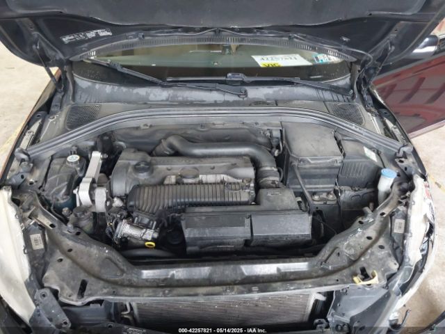 2015 VOLVO XC60 YV4612RK5F2632557 Photo 9
