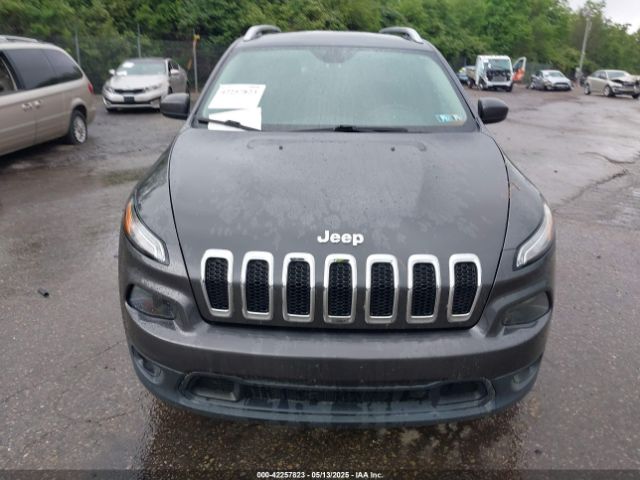 1C4PJLCB2GW259087 Jeep Cherokee Latitude