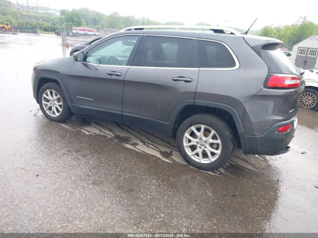 1C4PJLCB2GW259087 Jeep Cherokee Latitude