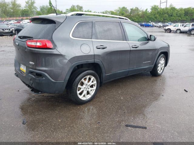 1C4PJLCB2GW259087 Jeep Cherokee Latitude