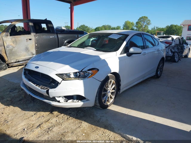 3FA6P0H78HR144856 Ford FUSION SE