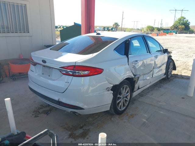 3FA6P0H78HR144856 Ford FUSION SE