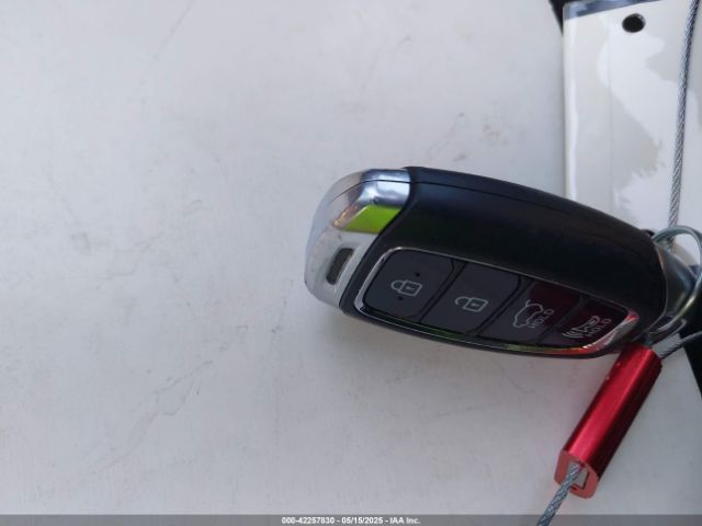 5NMS33AD6LH137550 Hyundai Santa Fe Sel