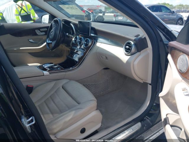 2016 MERCEDES-BENZ C 300 55SWF4JB9GU153342 Photo 4