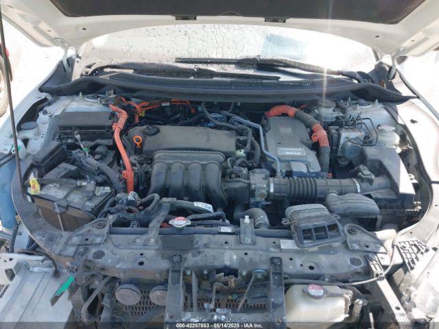 2018 HONDA CLARITY PLUG-IN HYBRID JHMZC5F31JC020348 Photo 9