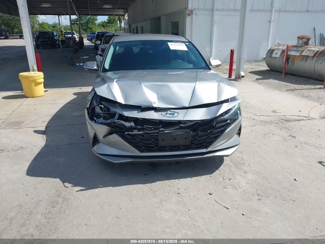 5NPLM4AG4PH103505 Hyundai ELANTRA SEL