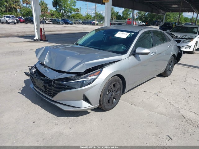 5NPLM4AG4PH103505 Hyundai ELANTRA SEL