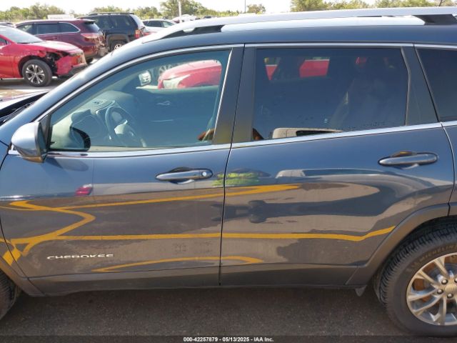 1C4PJLLX9KD469704 Jeep Cherokee Latitude Plus Fwd