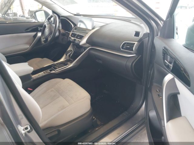 2019 MITSUBISHI ECLIPSE CROSS JA4AT5AA0KZ022332 Photo 4