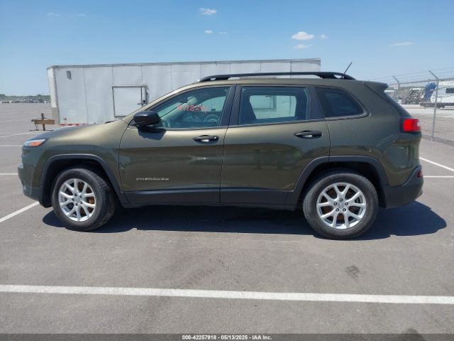 1C4PJMAB9FW595102 Jeep Cherokee Sport