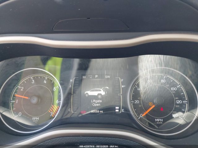1C4PJMAB9FW595102 Jeep Cherokee Sport
