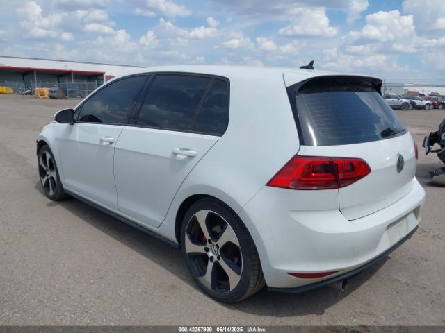 3VW4T7AU8FM078421 Volkswagen 2015