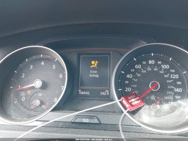 3VW4T7AU8FM078421 Volkswagen 2015