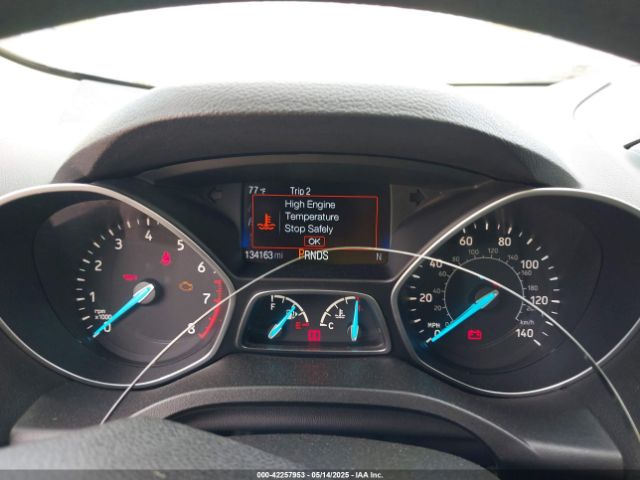 1FMCU0GDXHUA11274 Ford ESCAPE SE