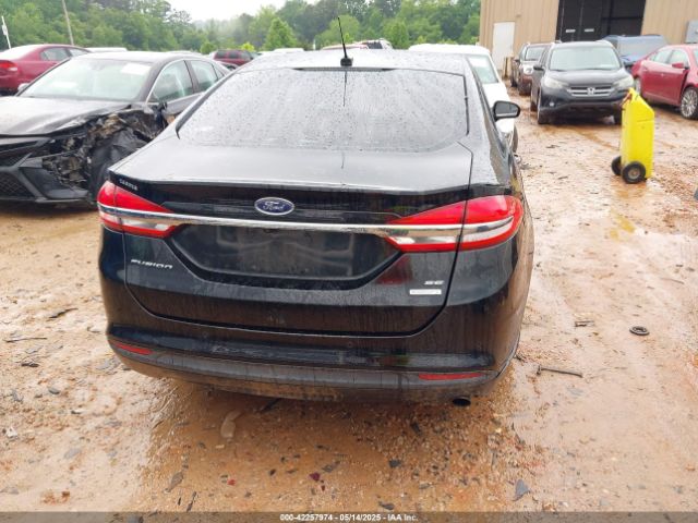 3FA6P0HD1HR225767 Ford FUSION SE